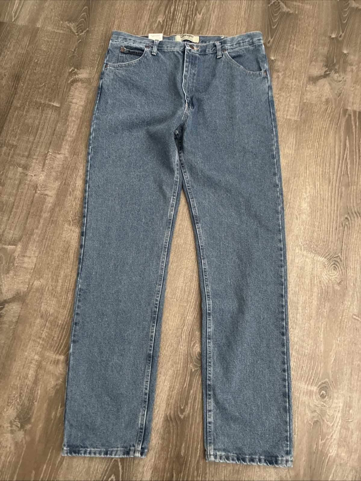 38x36 Nwt 10zm100sw