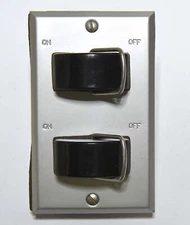 VINTAGE TWO SINGLE POLE WEATHERPROOF SWITCH NOS ORIGINAL BOX