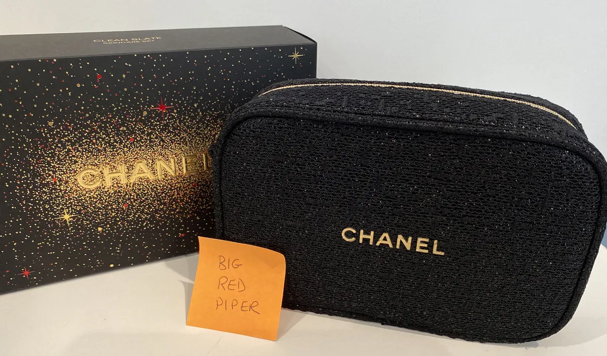 CHANEL MOISTURE MUST HAVE Hand & Lip Set Limited Holiday Purse Set Black New