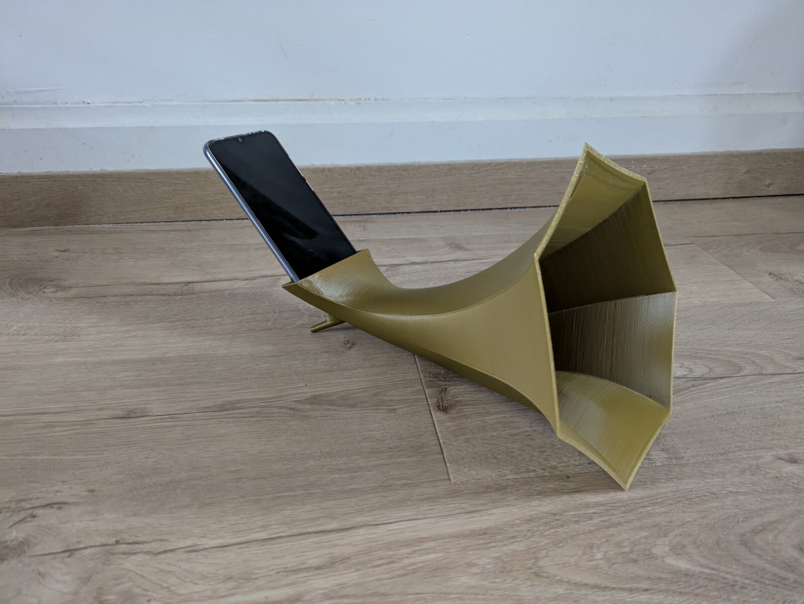 Gramophone enceinte passive amplificateur de son smartphone sans fil ni batterie