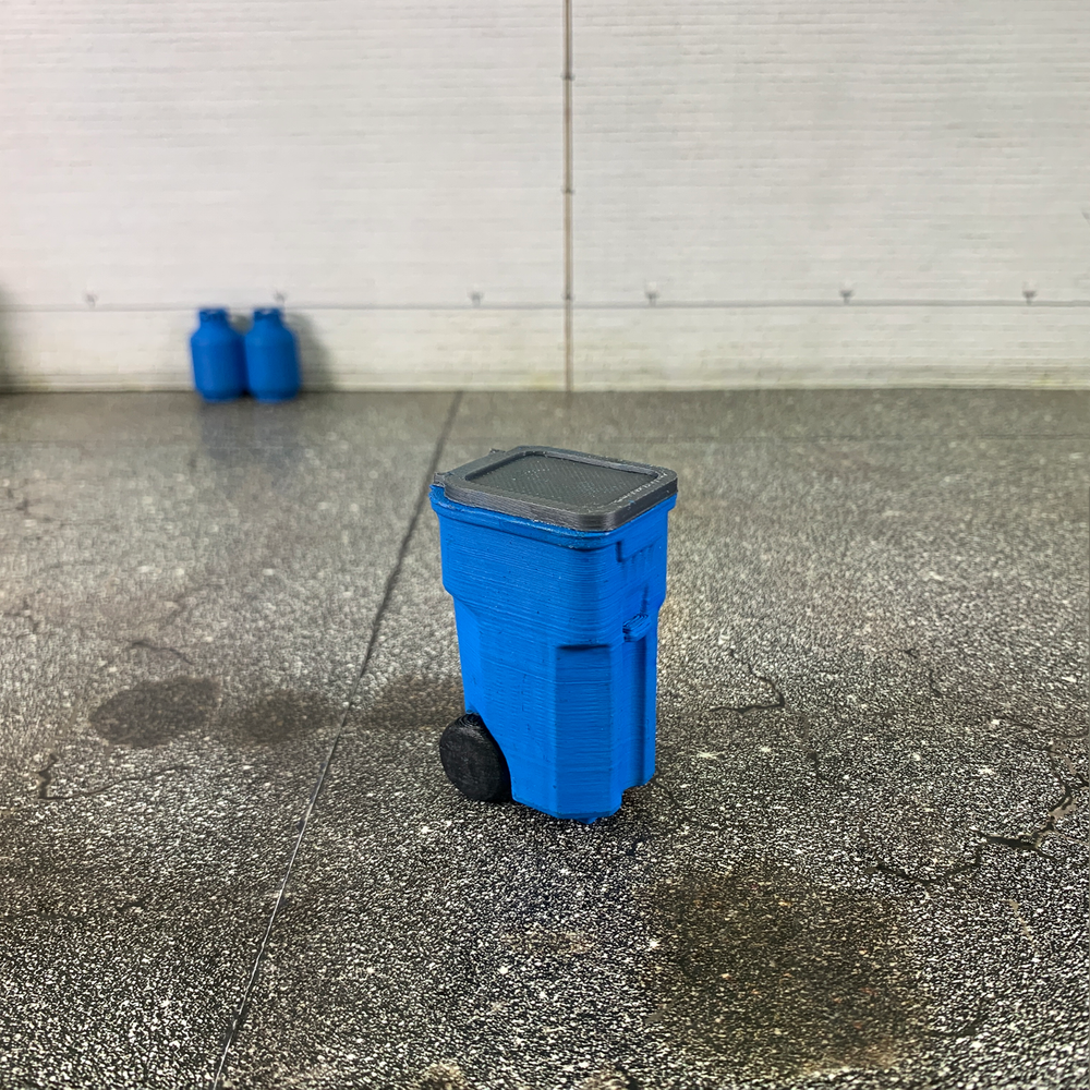 1-18 Scale Blue Trash Bin