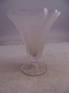 Vintage Lalique Lucie Frosted Crystal Glass Table Vase France 5.75" Tall Footed