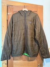 Patagonia Men's Olive Green Quilted Hooded Puffer Jacket XL