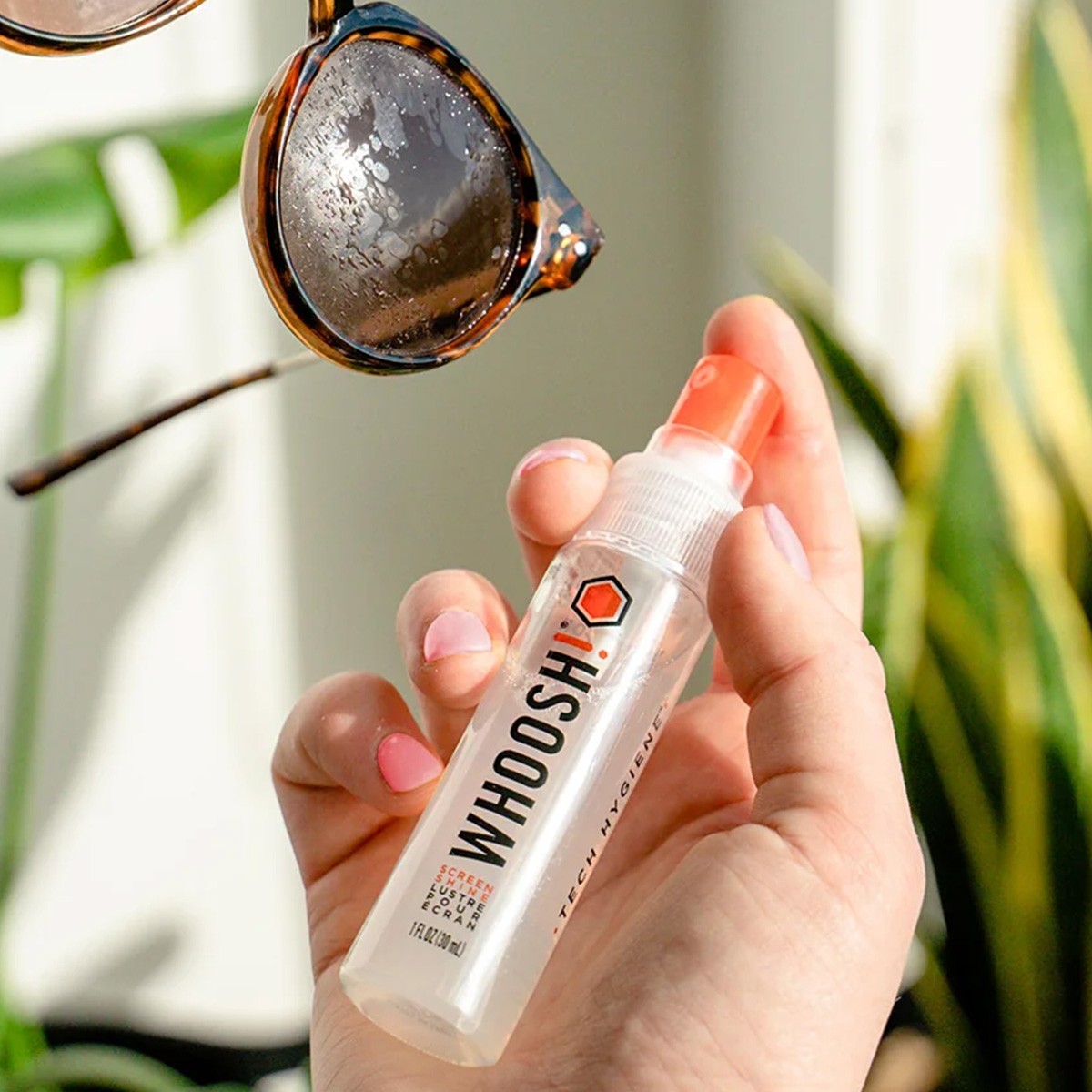 Kit de nettoyage écran et lunettes premium WHOOSH formule transparente liquide - 2