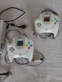 Sega Dreamcast Console Bundle 2 Controllers Power Stone Carrier RE Code Veronica