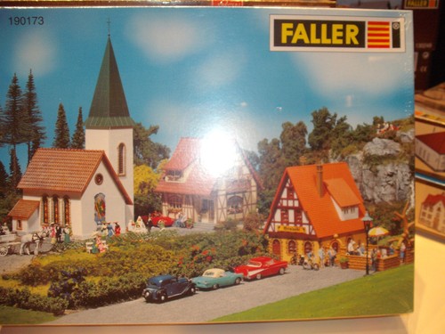 Faller 190193 kit pueblo conjunto iglesia + 2 casas en embalaje original HO 1:87 todavía soldado | Condition: Neu