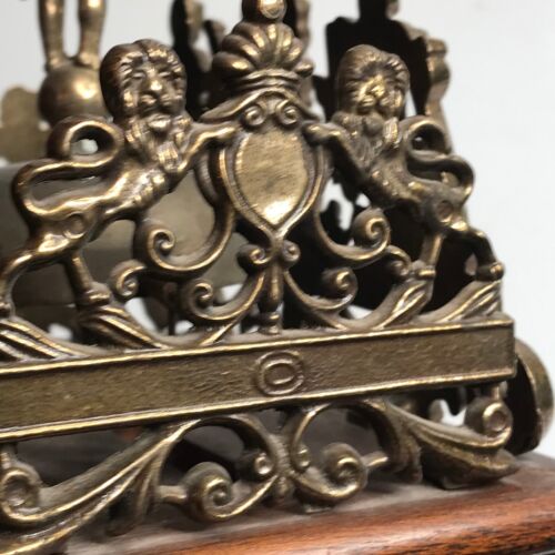 Reloj holandés funciona latón macizo y madera ornamentado hecho en Inglaterra - Imagen 19 de 24