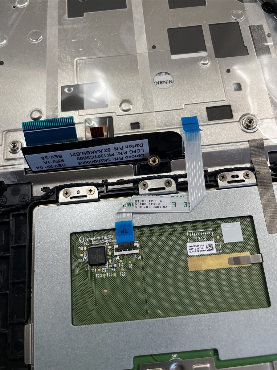 LENOVO AP0YC000200 PK130YC3B00 – Copertura Superiore Con Tastiera E Poggiapolsi Per 700-14ISK (usato, Ricondizionato)