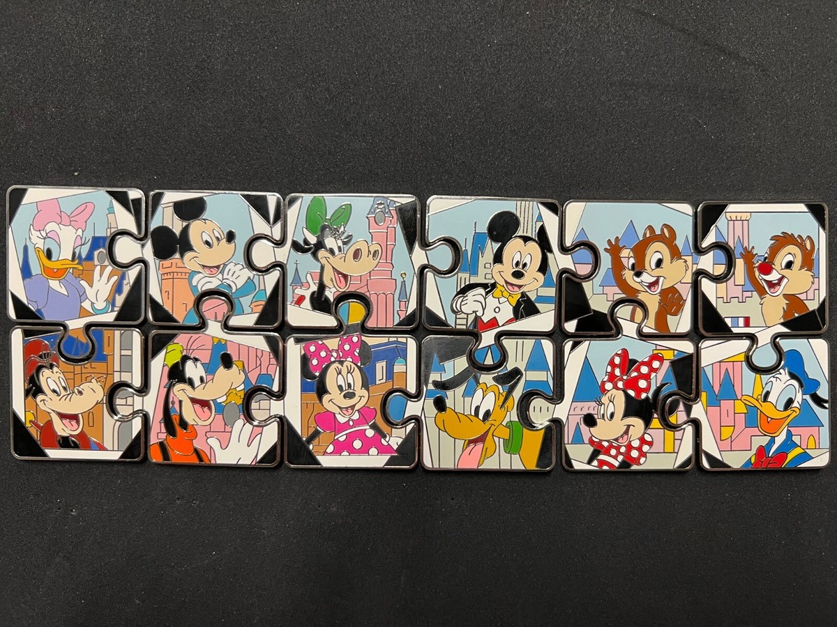 Disney Mickey Minnie & Friends Character Connection Puzzle Pin