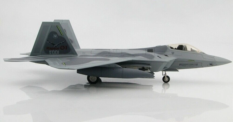 Hobby Master HA2811B Lockheed F-22A Raptor USAF Raptor 01, "Spirit of America" Foto 3 de 4
