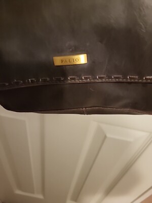 Palio Brown Leather Pocket Book Shoulder Bag. Adjustable Shoulder Straps.