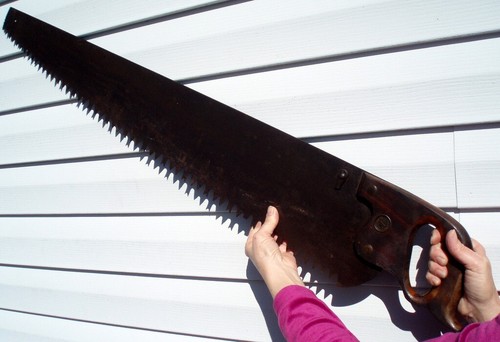 PRIMITIVE ANTIQUE EG ATKINS HAND SAW TOOL SAWS LUMBERJACK RUSTIC LOG CABIN DECOR - Picture 3 of 22