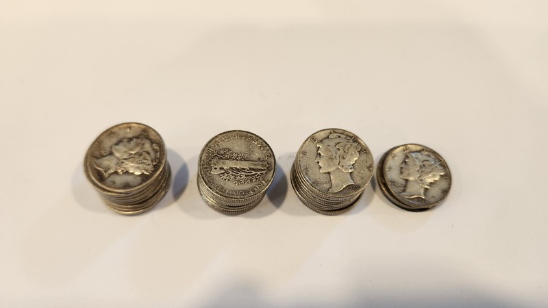 LOT OF 33 U.S. MERCURY DIMES 90% SILVER