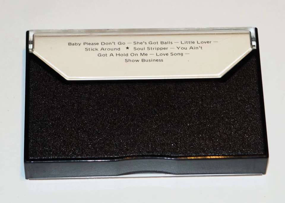 ACDC - High Voltage - 1975 Australia 1st Paper Label Cassette Tape + Roo J-card - Image 3 of 4