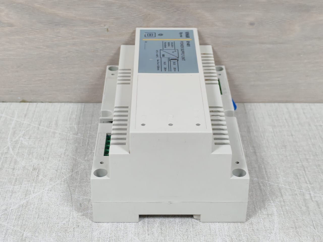 VIMAR 01401 VIMAR 01401 Power Supply Unit 120-230V 50/60Hz 10