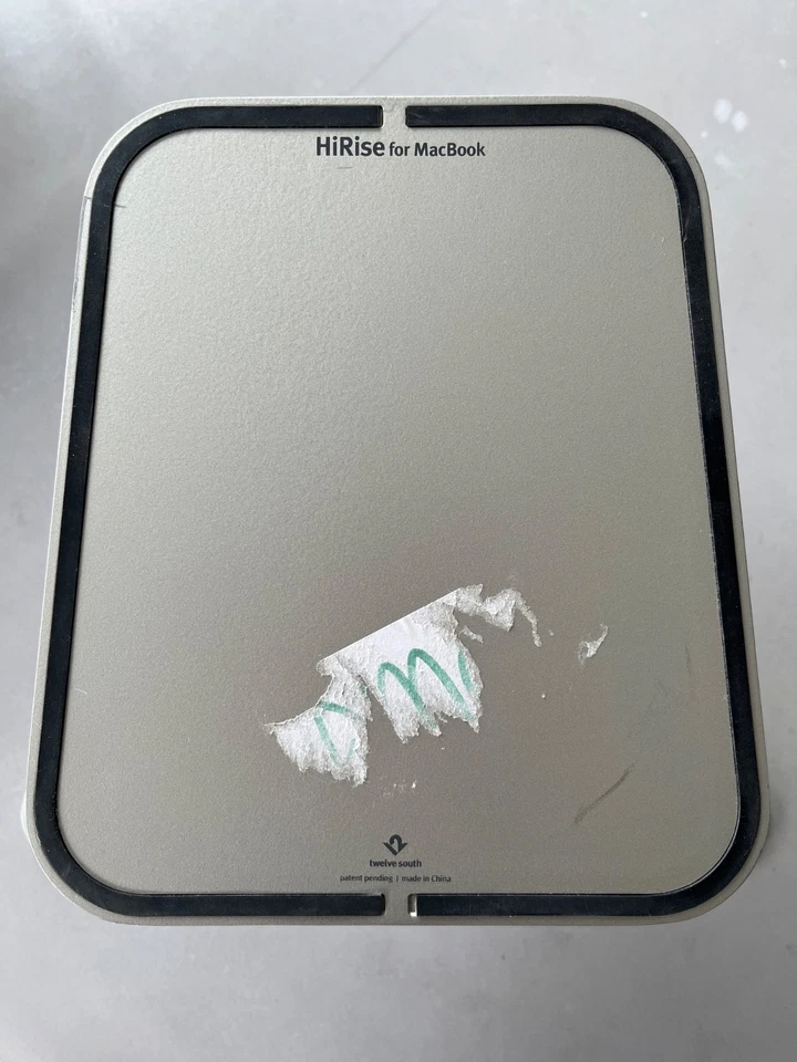 Twelve South HiRise Height-adjustable stand for MacBooks & Laptops 20440 Silver - Image 4 of 4