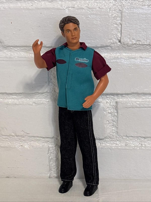 VTG 1991 Beverly Hills 90210 Brandon Walsh Doll Iconic Peach Pit Outfit Mattel