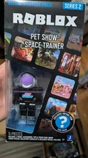Roblox Deluxe Mystery Pack Pet Show: Space Trainer Series 2  virtual item 