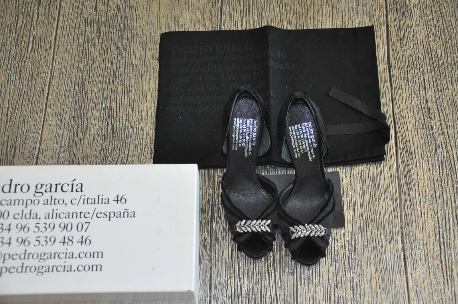 NEUF pompe à chaussures Pedro Garcia noir satin Dior Euro taille 37,5 US taille 7 à 7,5