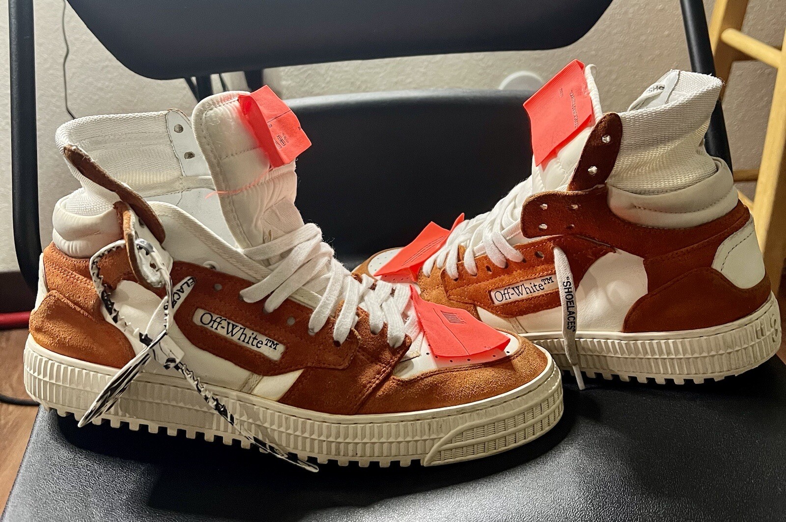 Off White vulcanized orange - image 1