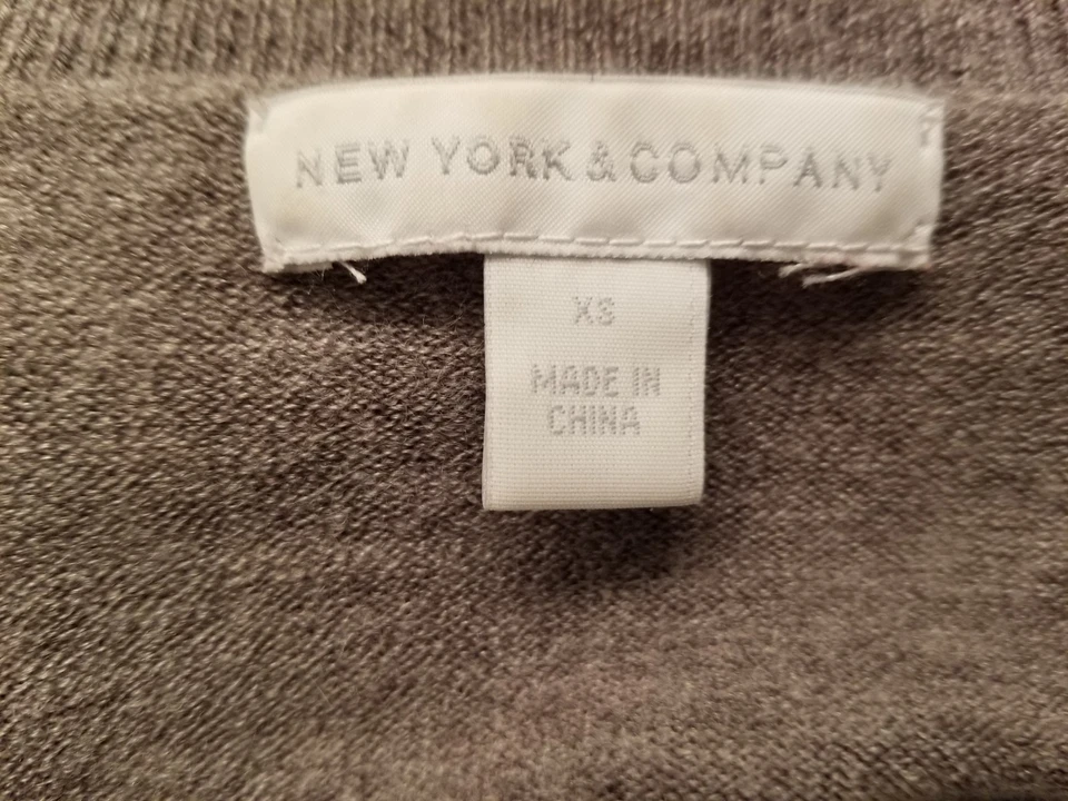 Cárdigan suéter camisa top New York & Company para mujer talla XS X pequeño gris Foto 2 de 4