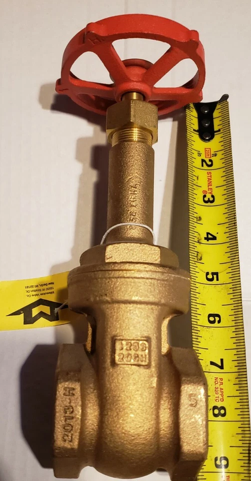 Milwaukee 148 1-1/2 Threaded Gate Valve, Class 125swp, 200psi wog - Image 2 of 4