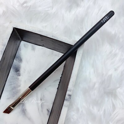 NARS  Angled Eyeliner Brush #38 - brand new sealed cream liner brow brush