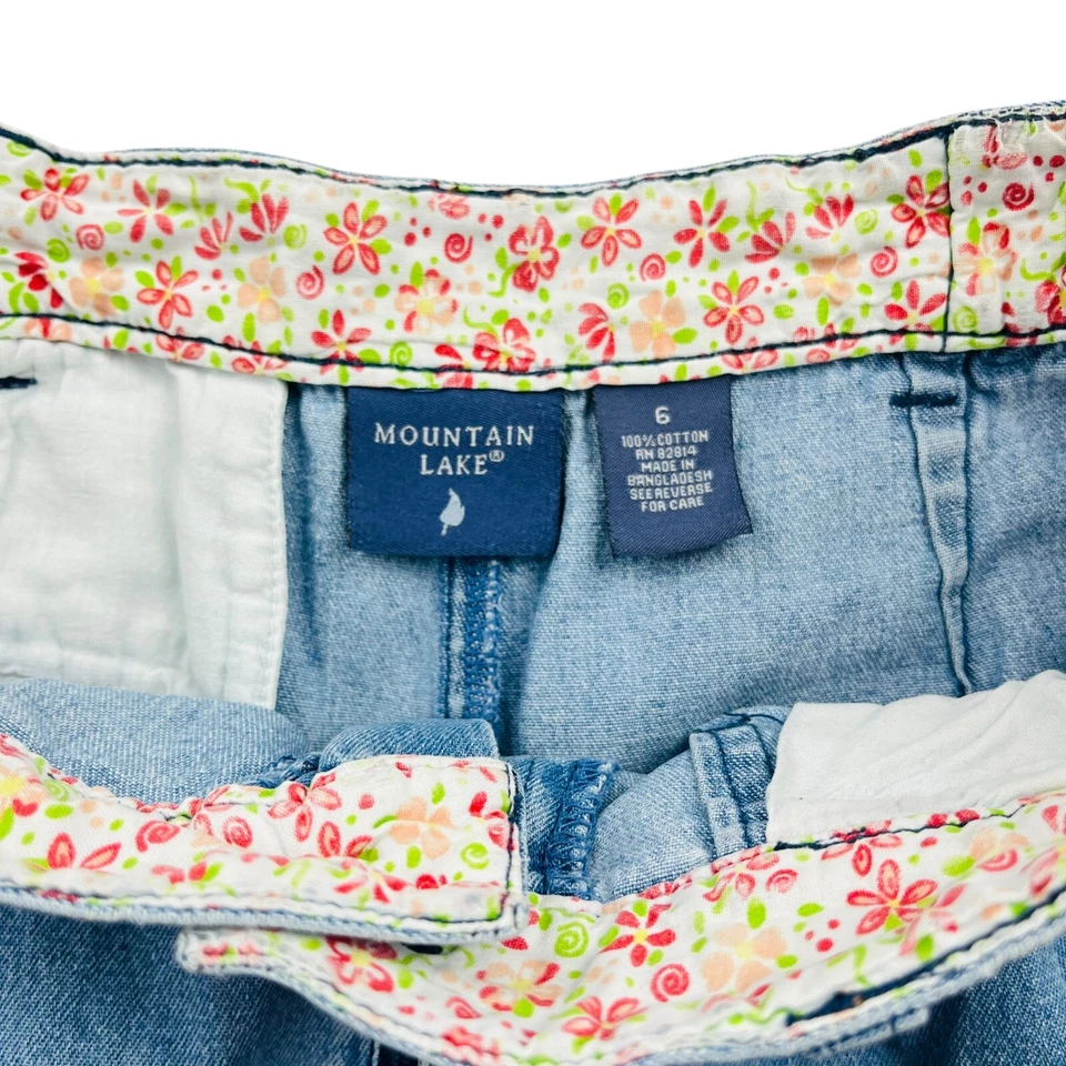 Mountain Lake Bermuda Shorts Women's Size 6 Blue Denim Pleated Slash Pockets - Image 3 of 4
