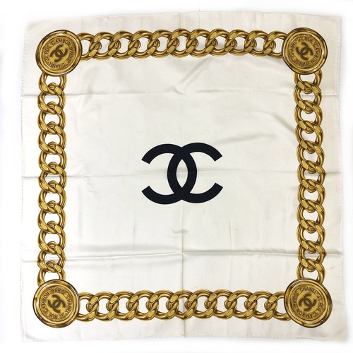 CHANEL CC Logo Chain Pattern Silk 100% Scarf MultiColor/2AG2215