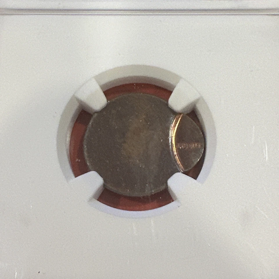 LINCOLN 1C STRUCK 80% OFF CENTER NGC MINT ERROR UNC DETAILS MS 65 RB - Image 2 of 4