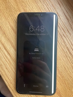Apple iPhone X White | FOR PARTS Or REPAIR A-TT Network Broken Screen