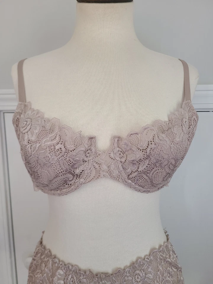 Conjunto de sujetador de encaje y panty corto Gillian & O’Malley a juego talla 38C L grande boho⛪ Foto 3 de 4