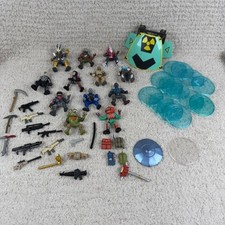 Fortnite Jazwares 4 Inch Action Figure Lot of 12 Weapons Stands Glider Bundle