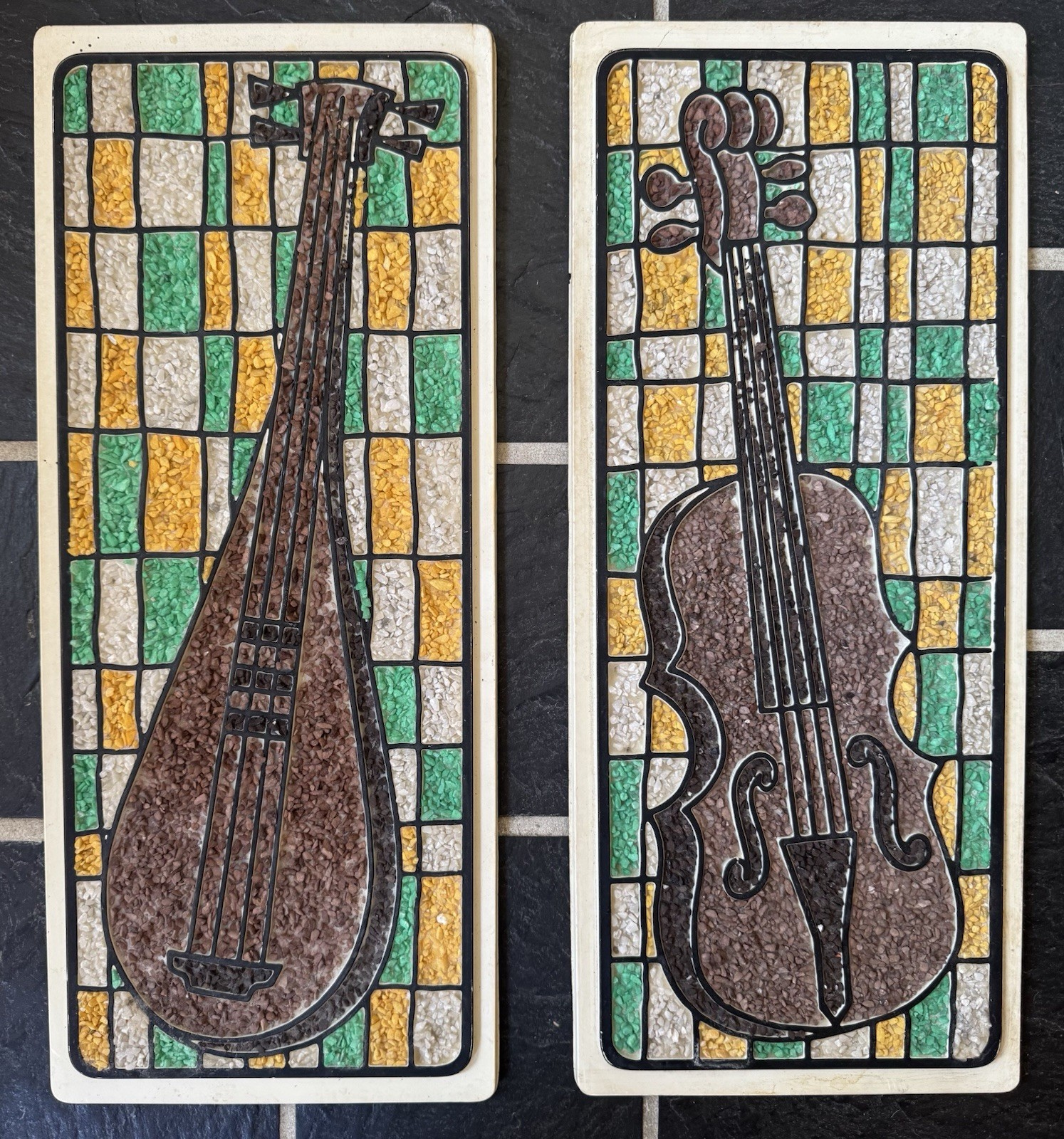 Juego de 2 obras de arte de grava retro MCM vintage / instrumentos música