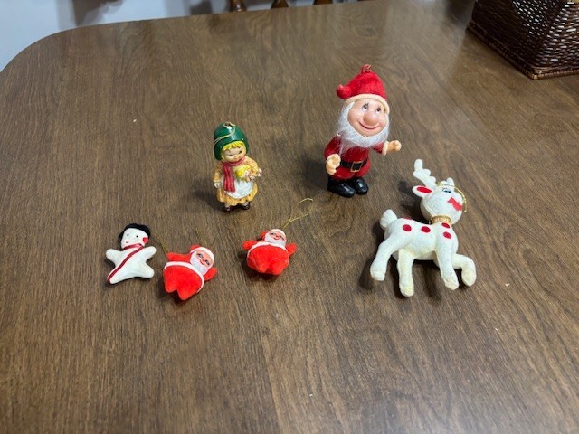 Vintage  Christmas Ornaments - Lot of 6