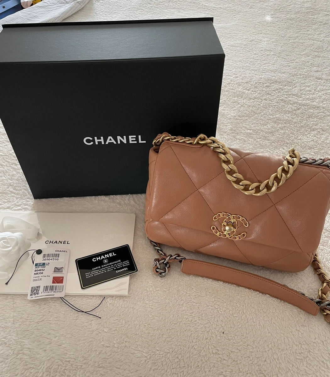 chanel 19 beige medium