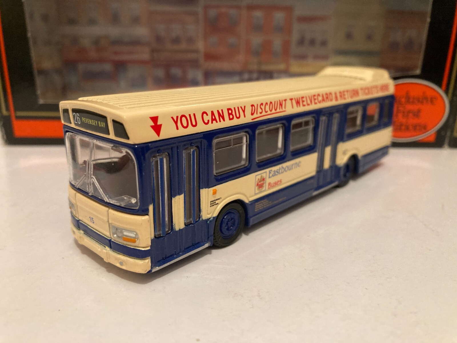EFE 16602 Leyland National Mk l Eastbourne Buses 1/76 Scale boxed free post