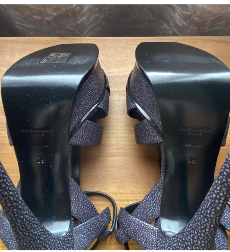 Brand NEW Saint Laurent Tribute 105MM Sandal Graine In Dark Grey 39