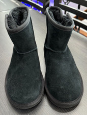 UGG T Jona Boot Black Short - Kids' Size 4 S/N 1118890k