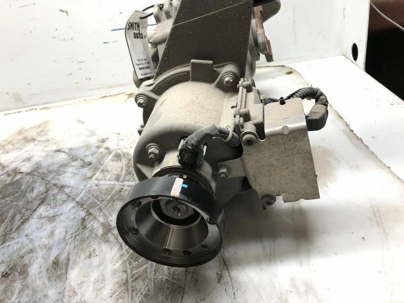 2016-2019 Chevy Chevrolet Trax Rear Differential Carrier Assembly OEM - Изображение 4 из 4