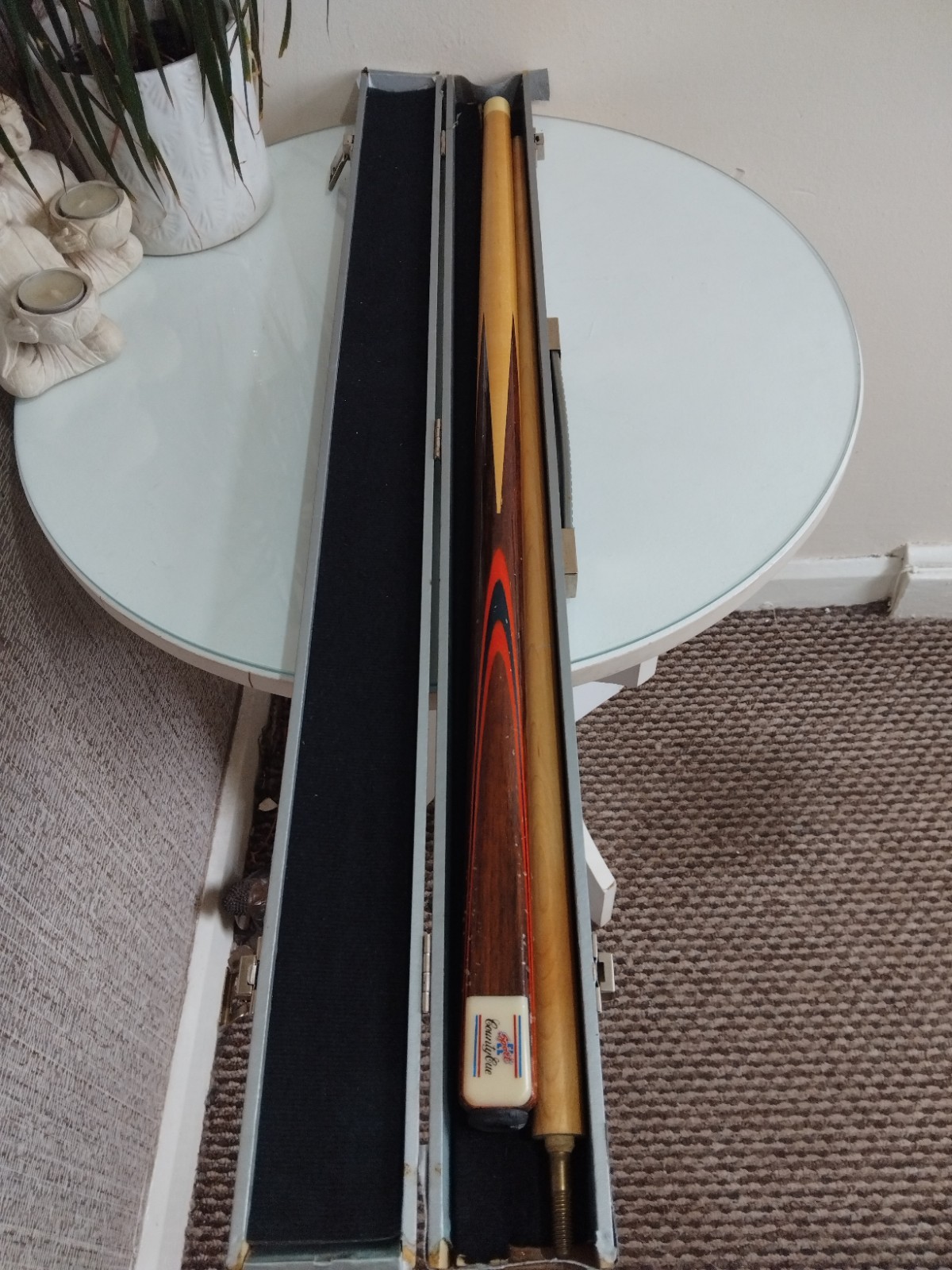 2 piece BCE Heritage Collection Snooker Cue, 
