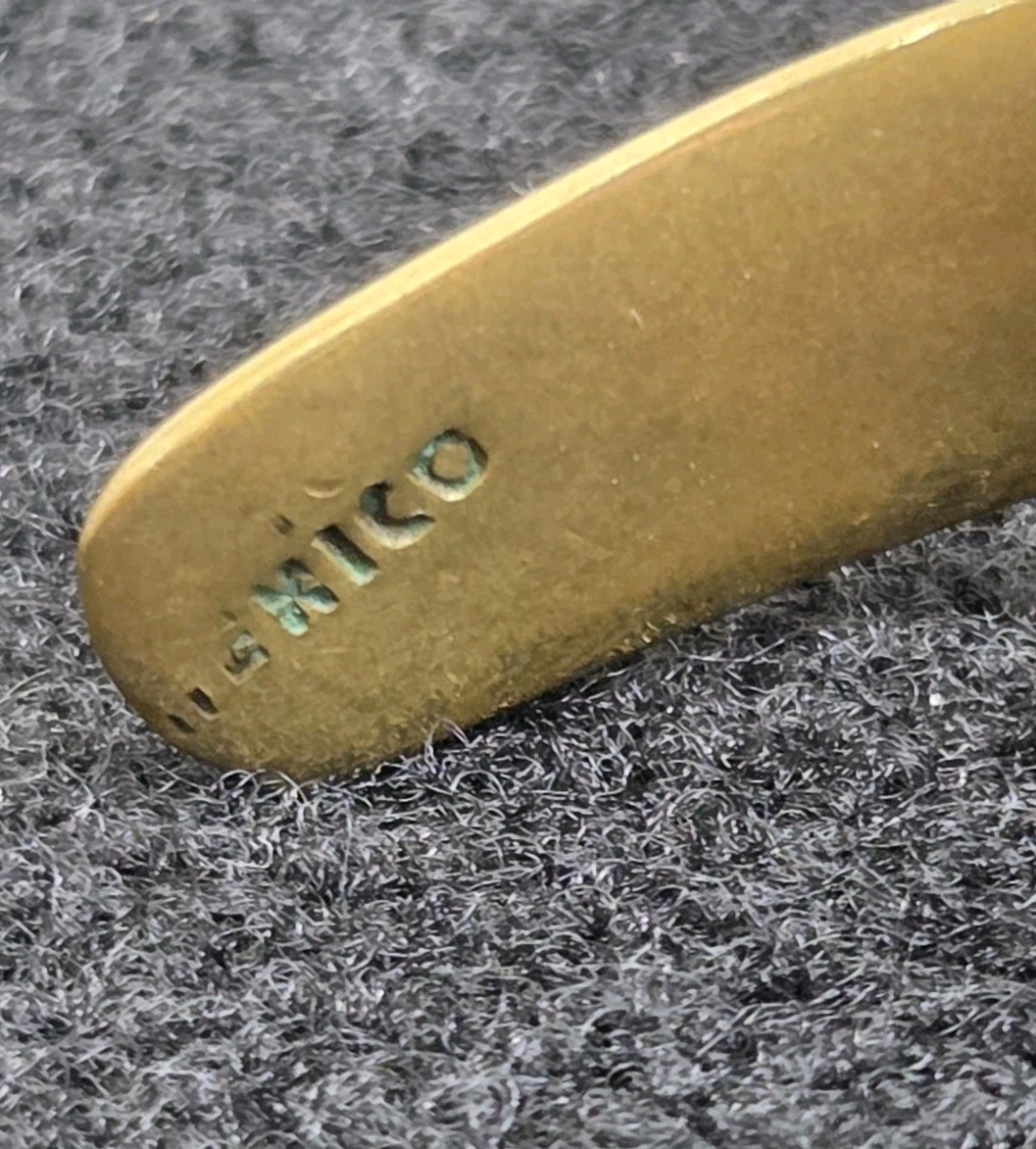 Vintage V-Shape Solid Brass Open Cuff Bracelet Me… - image 4