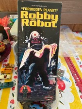 robbie robot model never opened