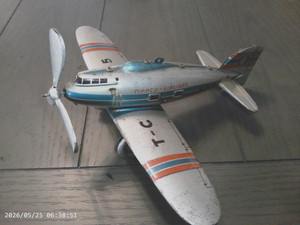 Working TIPP&CO wind up Heinkel plane with mechanical gear