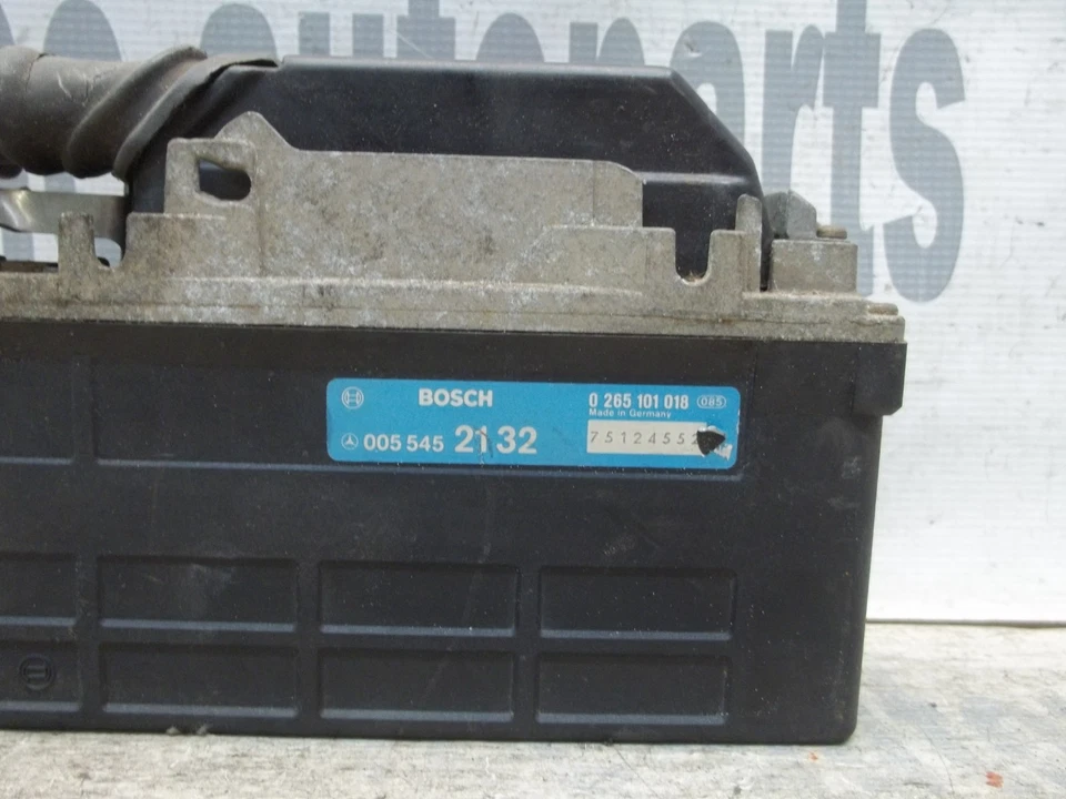 86-93 梅赛德斯-奔驰 W124 W126 W201 ABS 防抱死制动锁系统控制模块 — 第 2/4 张图片