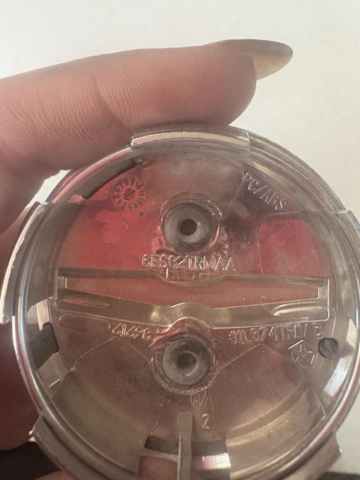 CHRYSLER 300 2015-2018, PACIFICA OEM TAPA CENTRAL PLATEADA 6ES82TRMAA Foto 2 de 2