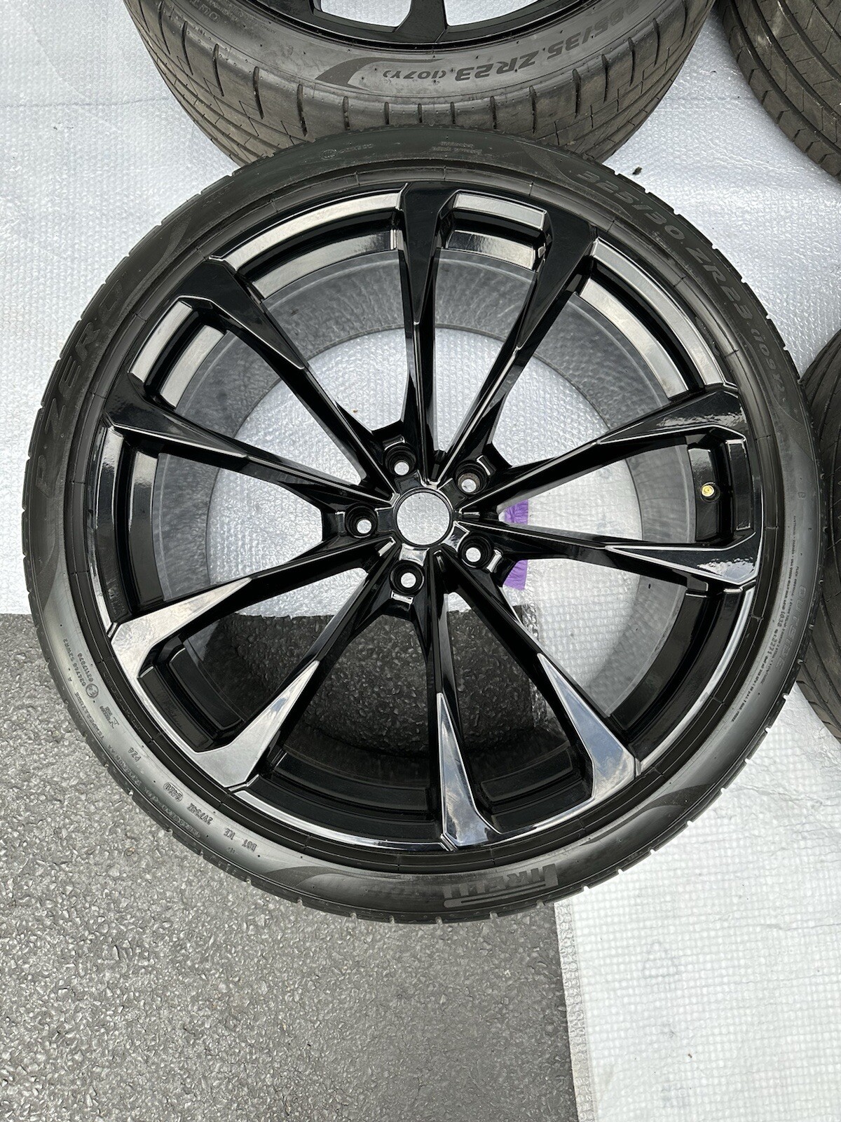 OEM 23" LAMBORGHINI URUS RIMS WHEELS TIRES GENUINE SET OF 4 BLACK RIMS TPMS