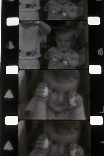 HOME MOVIE SHORT 16MM FILM MOVIE ROLLED NO REEL Aa13 - Picture 9 of 11