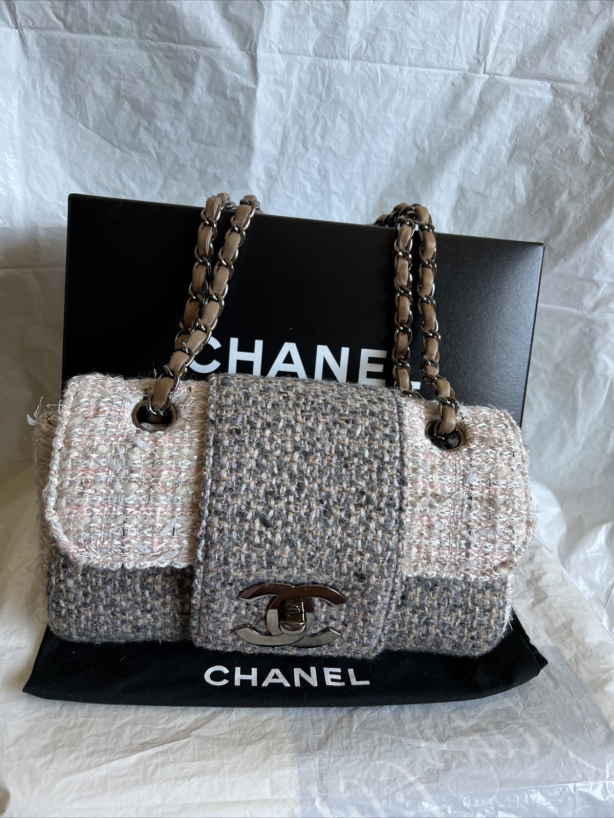Authentic Limited Chanel Pink / Grey CC Logo Turn Lock Tweed Flap Shoulder Bag