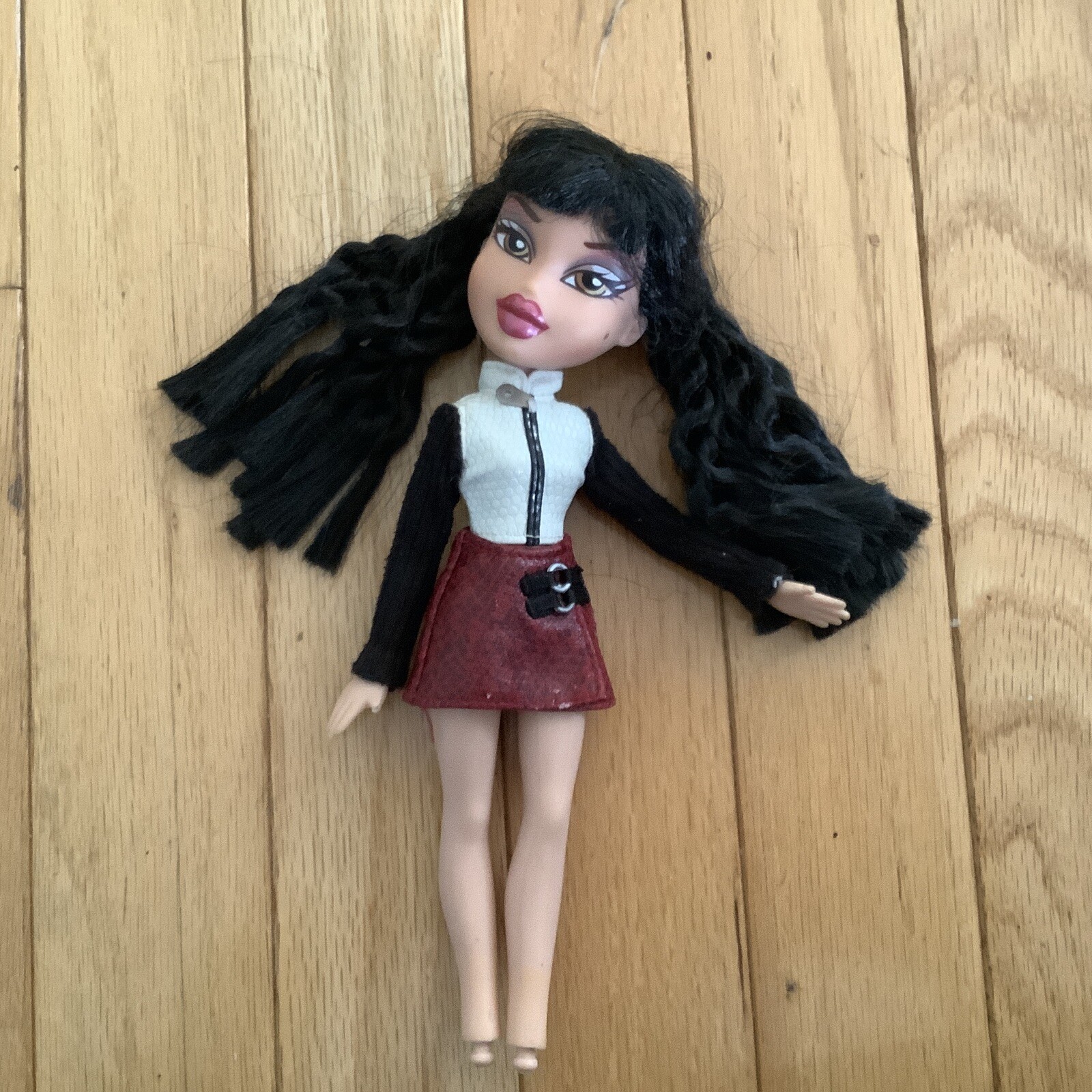 Bratz Jade Express It Doll - Original Top & Skirt  - No Shoe